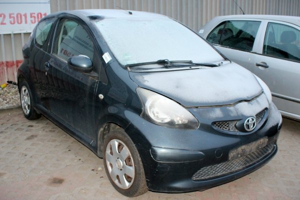 Toyota Aygo 2007 1.0VVTI 1KR-FE Hatchback 3-drzwi