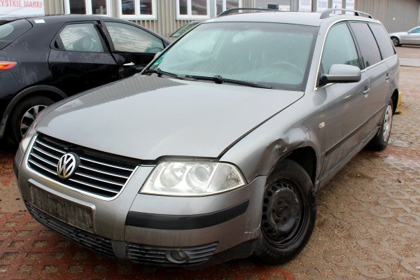 Lusterko lewe VW Passat B5 Lift Kombi (kod lakieru: LD7W)