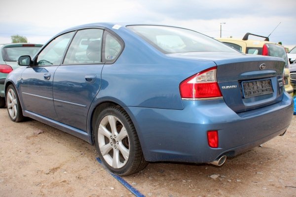 Most tył Subaru Legacy BL 2008 2.0D EE20Z Sedan