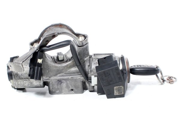 _Komputer silnika stacyjka immo Toyota Avensis T25 2003-2008 2.0D4D