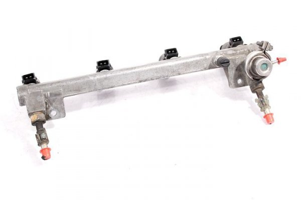 _Listwa wtryskowa Daewoo Nubira J100 1997-1999 2.0 16V