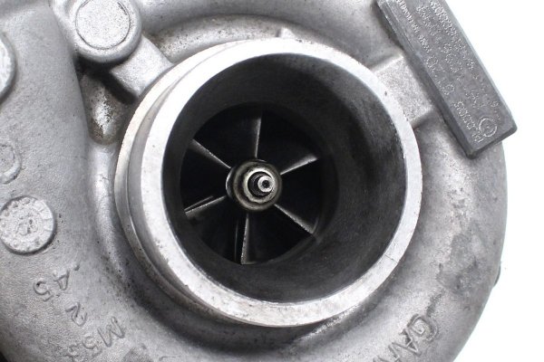 Turbina turbosprężarka - Mercedes - C-klasa - E-klasa - zdjęcie 7