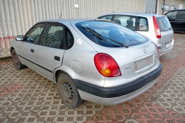 Zamek drzwi przód lewy Toyota Corolla E11 Liftback Lift 2001 3+4 pin