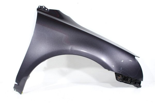_Błotnik przód prawy Toyota Avensis T25 Lift 2006-2008
