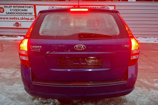Zwrotnica przód lewa Kia Ceed I ED 2009 (2007-2009) 1.6i G4FC Kombi 