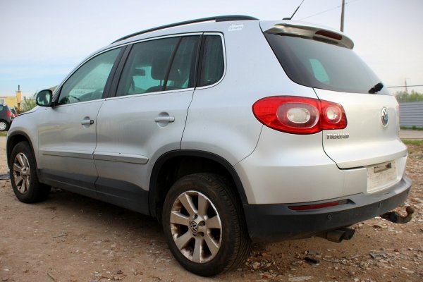 Zbiorniczek spryskiwaczy VW Tiguan 5N 2008 2.0TDI Suv