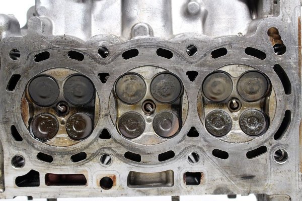 Głowica Toyota Aygo 2005-2014 1.0i 1KR