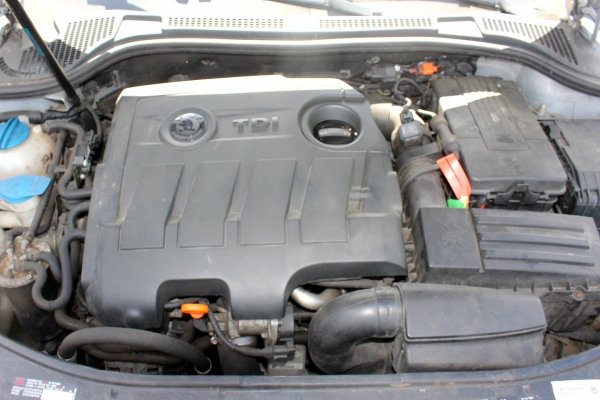 Szyba trójkątna drzwi tył lewa Skoda Superb 3T 2011 1.6TDI CAYC Liftback