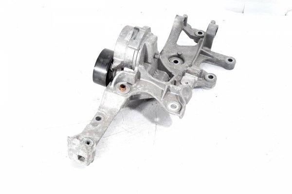 Łapa mocowanie alternatora Citroen C5 II 2009 2.2HDI 