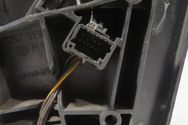 Lusterko prawe Renault Megane III 2009  (2008-2012) Kombi (8-PIN, TEKNG)