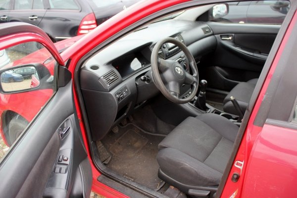 Szyba trójkątna tył lewa Toyota Corolla E12 2005 Kombi 