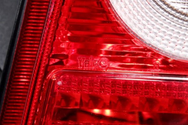 lampa tył prawa - nissan - micra - zdjęcie 2