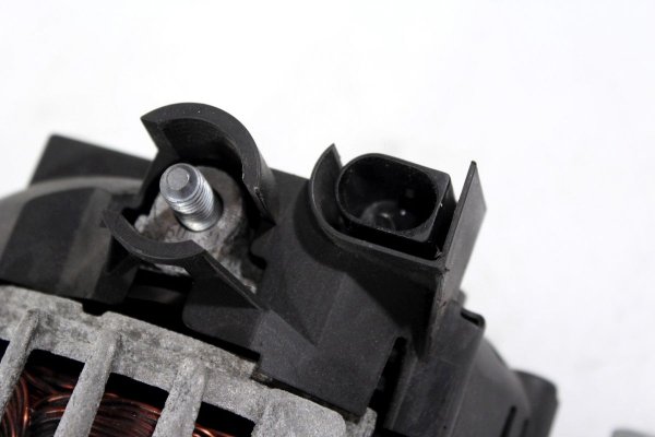 _Alternator X-270491 (180 A)