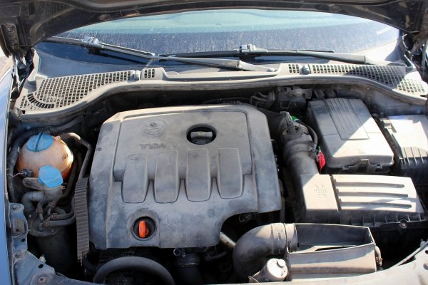 Szyba drzwi tył prawa Skoda Octavia II 1Z 2008 Kombi