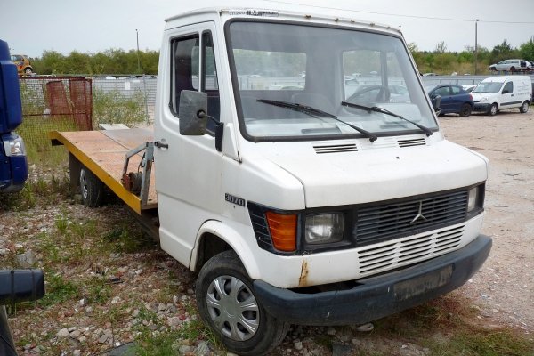 Resor tył 5-piórowy lewy + prawy komplet Mercedes 307D 1985 2.4D 