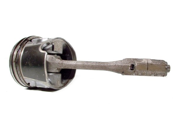 _Tłok korbowód Skoda Octavia 1U 1996-2004 1.9TDI ASV 1/2