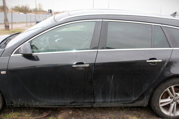 Zamek drzwi tył lewy Opel Insignia A 2009 2.0CDTI A20DTH Kombi