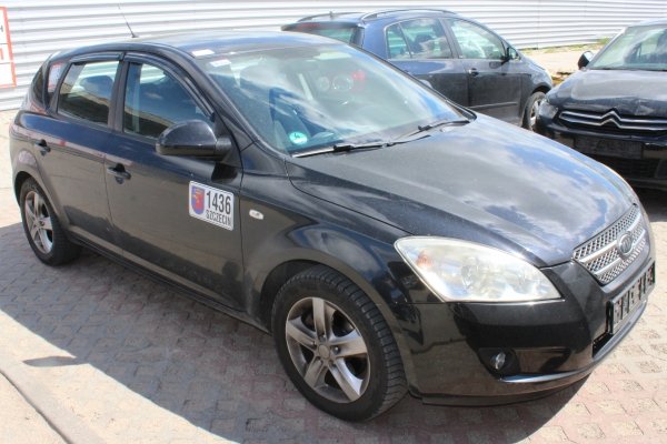 Reflektor prawy Kia Ceed I ED 2009 (2007-2009) Kombi 
