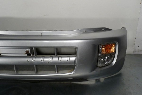 Zderzak przód Toyota Rav4 XA20 2000-2003
