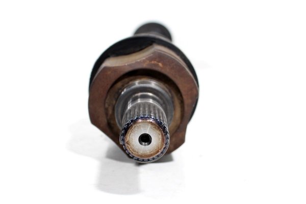Półoś prawa długa Hyundai Trajet 1999-2008 2.0i 16V