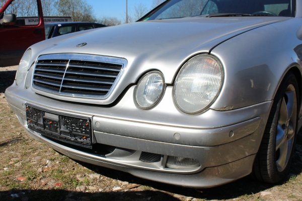 Półoś tył lewa Mercedes CLK W208 1999 2.0i 111945 Cabrio
