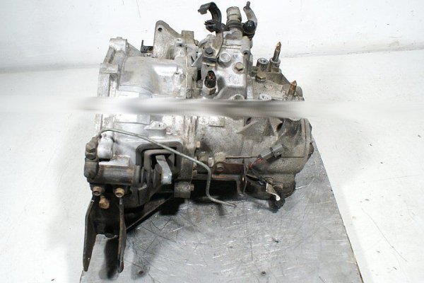 _Skrzynia biegów Volvo S40 V40 1995-2000 1.8GDI 4G93