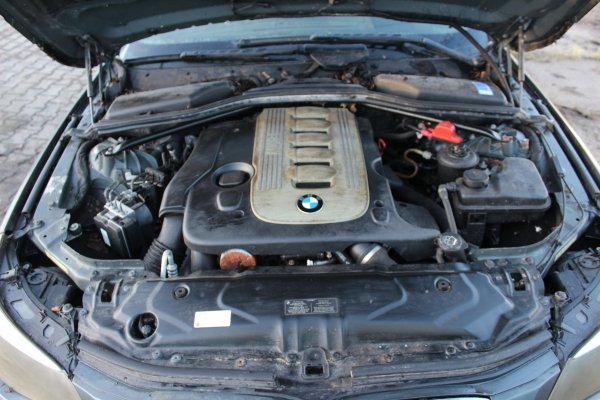 BMW 5 525d E61 2005 2.5D M57D25 Kombi [B]