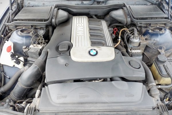 Drzwi tył prawe BMW 5 E39 2002 Kombi (Kod lakieru: TOPASBLAU METALLIC (364))