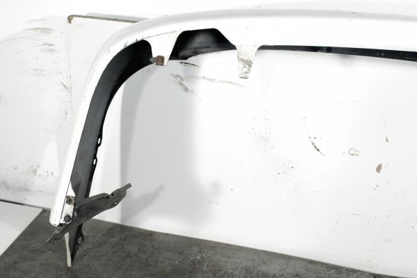 Zderzak tył Toyota Corolla E12 2005 Kombi kod lakieru: 040