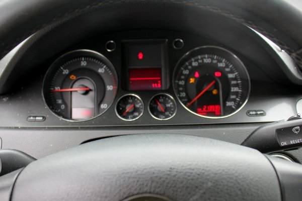 VW Passat B6 2005 2.0TDI BKP Kombi [A]