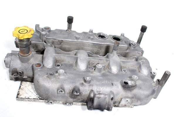 Wałki rozrządu pokrywa Chrysler Voyager GY 2000-2007 2.8CRD ENR