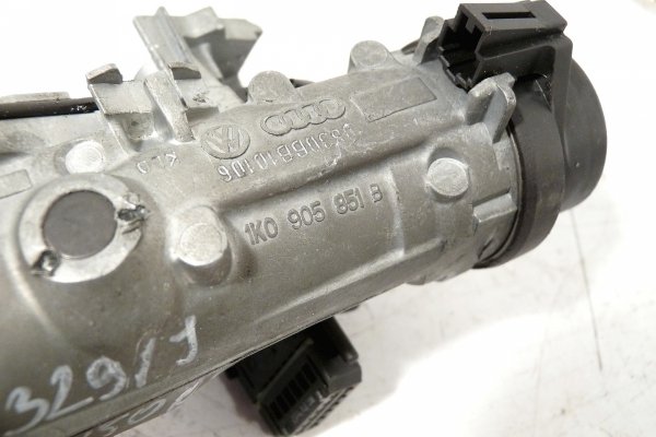 Stacyjka kluczyk VW Golf V 1K 2006 1.4i BCA Hatchback 3-drzwi 