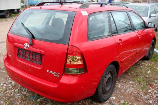 Szyba karoseryjna prawa Toyota Corolla E12 2005 Kombi 