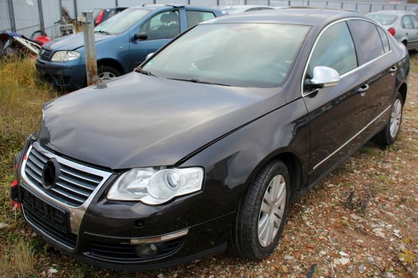 Podszybie VW Passat B6 2005 Sedan 