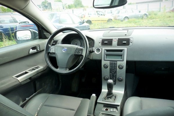 Lampka oświetlenia kabiny Volvo V50 2004 Kombi 