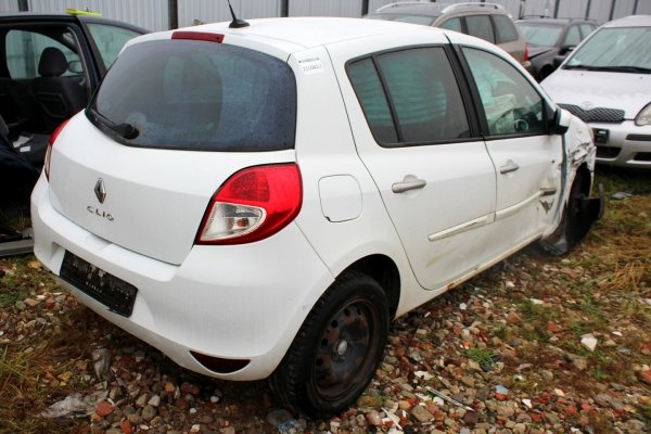 Mechanizm wycieraczek + silniczek Renault Clio III Lift 2010 Hatchback 5-drzwi