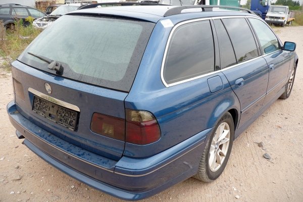 Drzwi tył prawe BMW 5 E39 2002 Kombi (Kod lakieru: TOPASBLAU METALLIC (364))