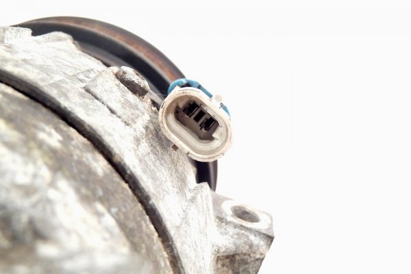 Sprężarka pompa klimatyzacji Opel Signum 2003-2005 1.9CDTI Z19DTH