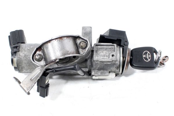 _Komputer silnika stacyjka immo Toyota Avensis T25 2003-2008 2.0D4D