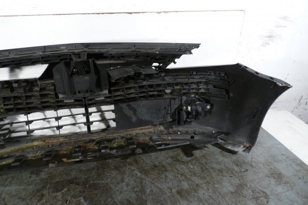 Zderzak przód Renault Modus 2004 Minivan (Kod lakieru: NV676)