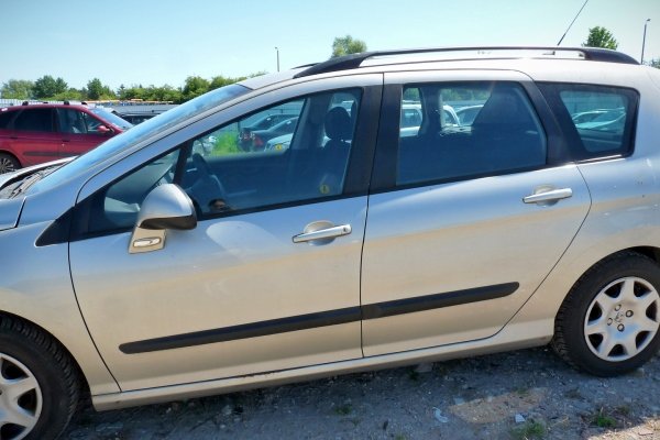Pas przód kompletny Peugeot 308 I SW 2009 1.6HDI 9HX Kombi