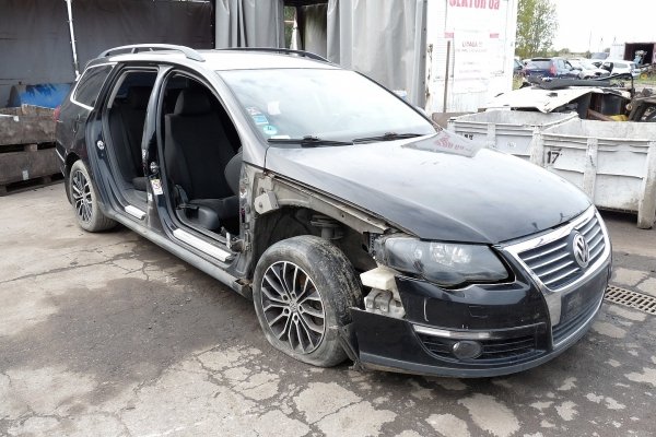 Konsola + airbag + pasy + sensor VW Passat B6 2007 Kombi 