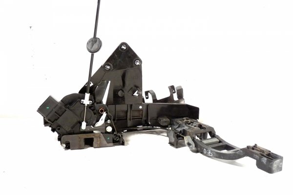 Zamek drzwi przód prawy Ford Focus MK2 Lift 2010 Hatchback 5-drzwi