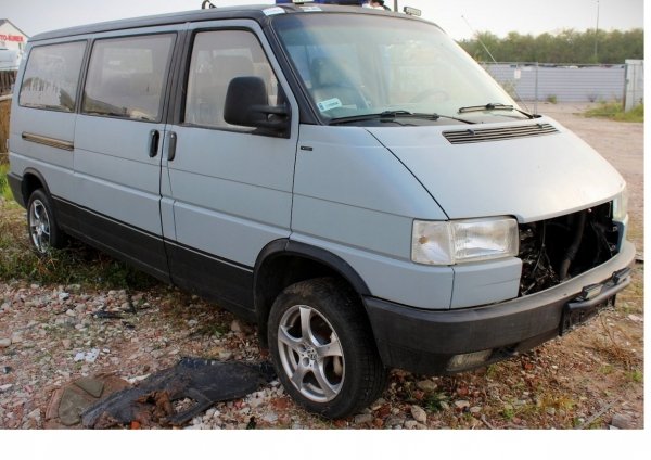 VW T4 Transporter Caravelle 1993 2.4D [B]