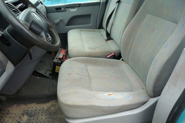 Fotel prawy pasażera podwójny kanapa przód VW Transporter T5 2005 Bus