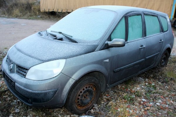 Renault Grand Scenic II JM 2005 1.9DCI Minivan [B]