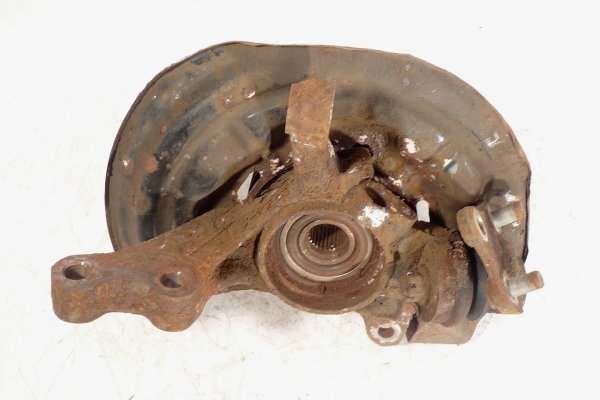 Zwrotnica przód prawa Toyota Avensis T22 2001 1.8VVTI