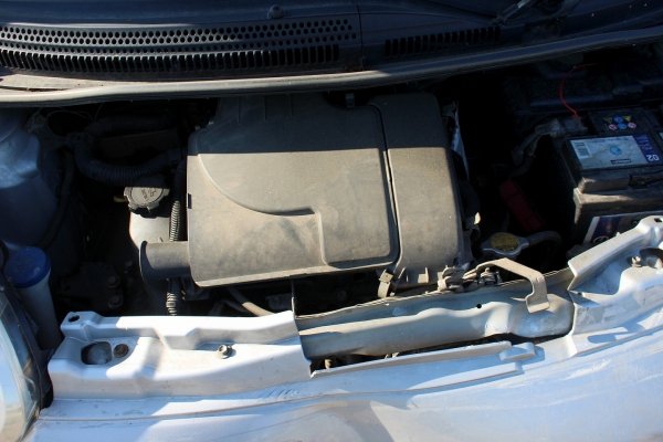 Belka zawieszenia tył Citreon C1 2005 Hatchback 3-drzwi
