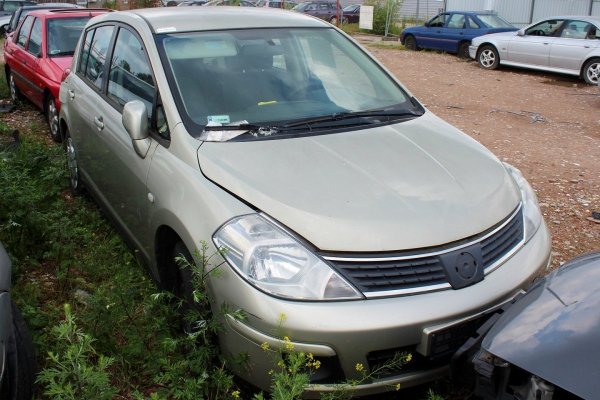 Pas tył Nissan Tiida C11 2007 Hatchback 5-drzwi
