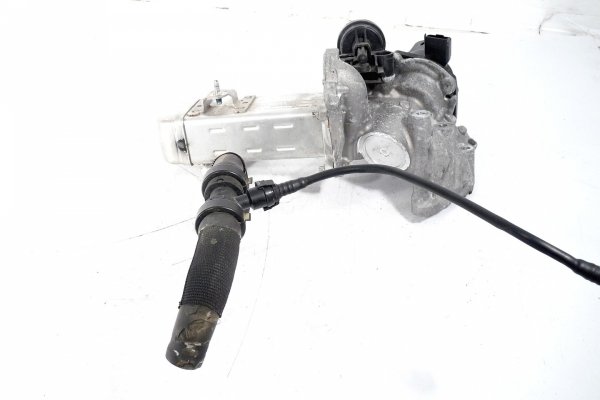 Zawór EGR chłodnica spalin Citroen C5 II 2009 2.2HDI 
